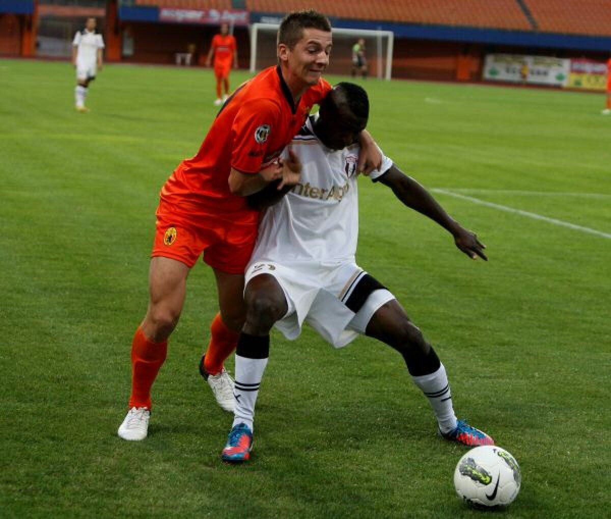 VIDEO A venit ursul! » Intervenţiile lui Miron i-au asigurat Ceahlăului victoria cu Gaz Metan, 2-1