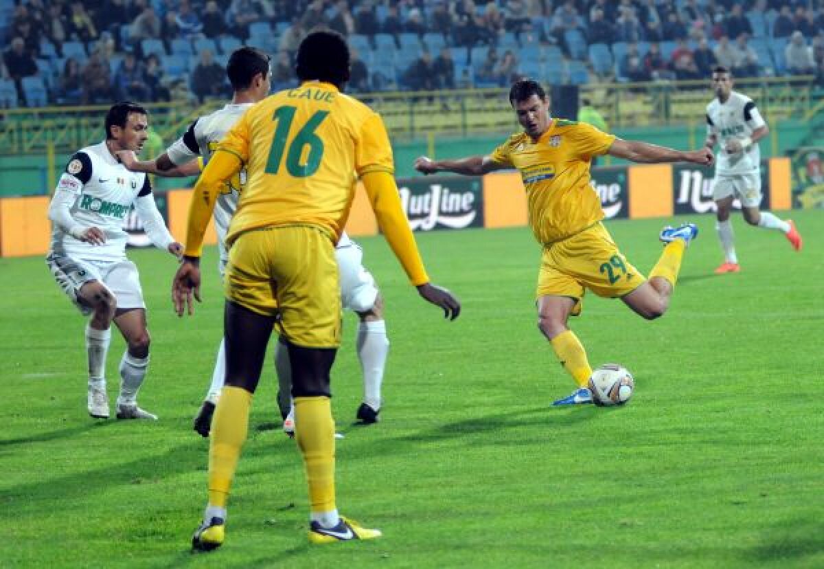 VIDEO Scopul scuză mijloacele » Vasluiul a cîştigat greu cu 1-0 împotriva "şepcilor roşii"