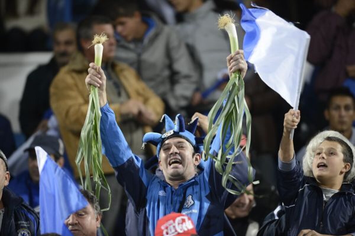 FOTO A înviat Oltenia! » Suporterii gorjenilor au făcut spectacol la derby-ul cu Steaua