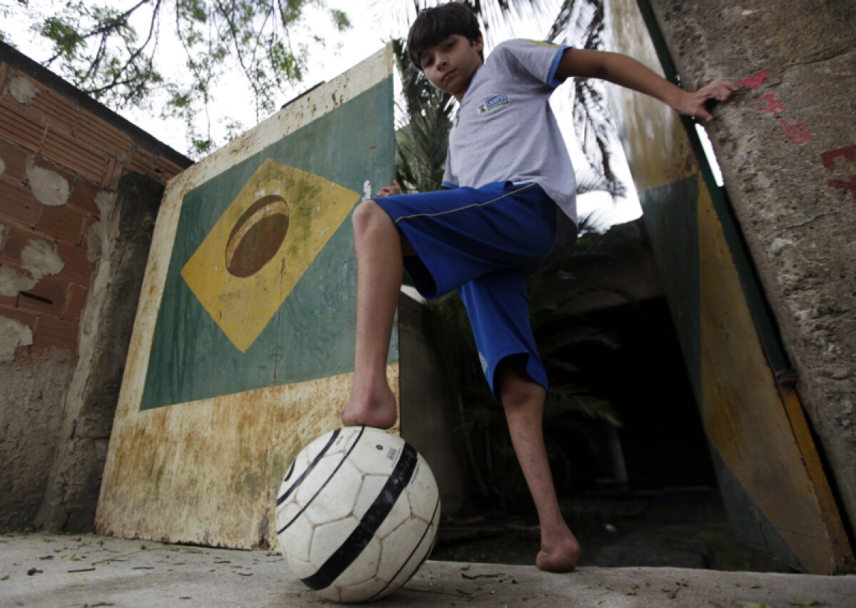 FOTO Îngerul e pe Camp Nou » Gabriel Muniz va fi diseară în tribuna VIP la Barca - Celtic
