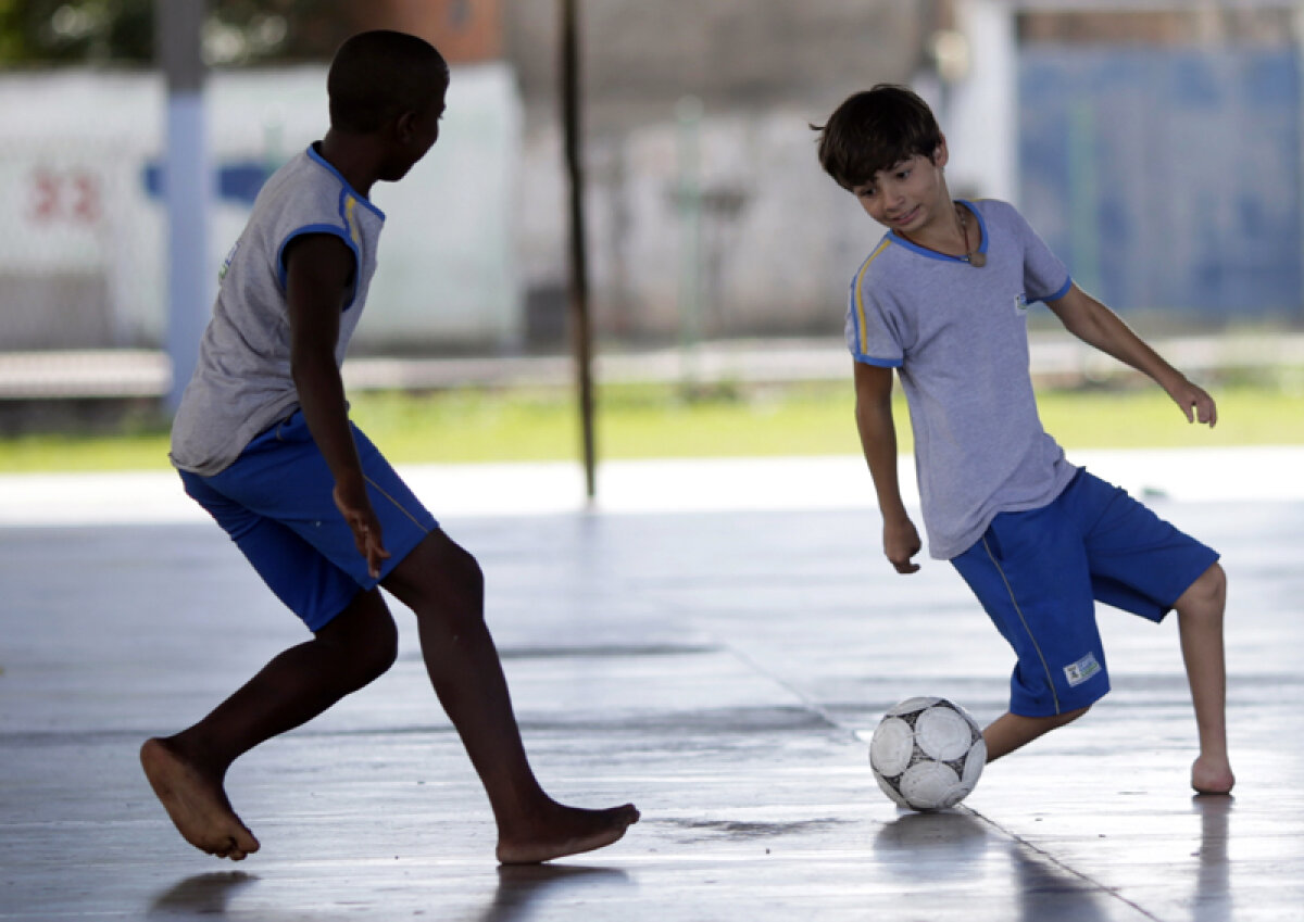 FOTO Îngerul e pe Camp Nou » Gabriel Muniz va fi diseară în tribuna VIP la Barca - Celtic