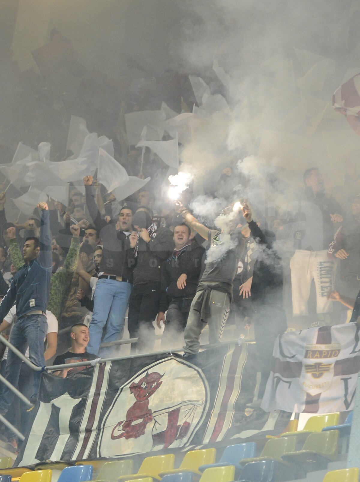 10 imagini remarcabile de la Dinamo-Rapid » Ţie care îţi place mai mult?