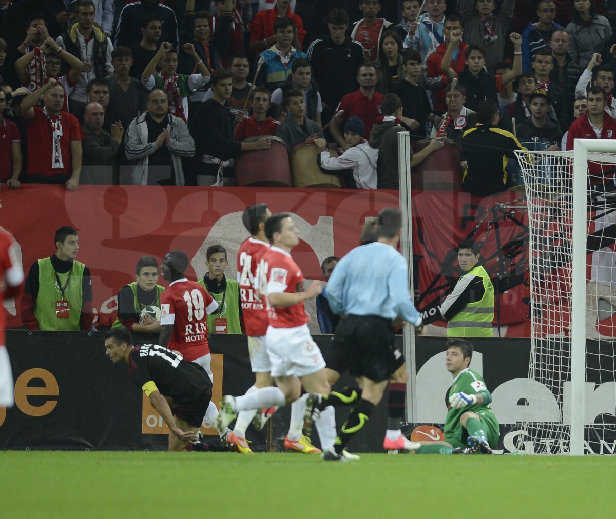 10 imagini remarcabile de la Dinamo-Rapid » Ţie care îţi place mai mult?