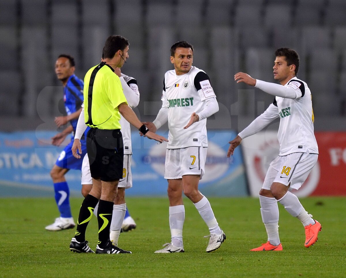 FOTO şi VIDEO U Cluj - Oţelul 1-1 » Studenţii şi gălăţenii s-au îngropat reciproc
