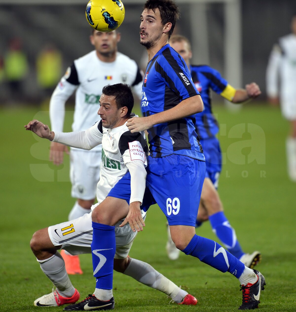 FOTO şi VIDEO U Cluj - Oţelul 1-1 » Studenţii şi gălăţenii s-au îngropat reciproc