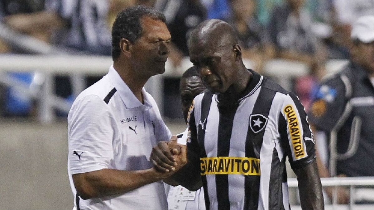 VIDEO Seedorf, out pe o perioadă nedeterminată! Accidentarea care l-a făcut să plîngă!