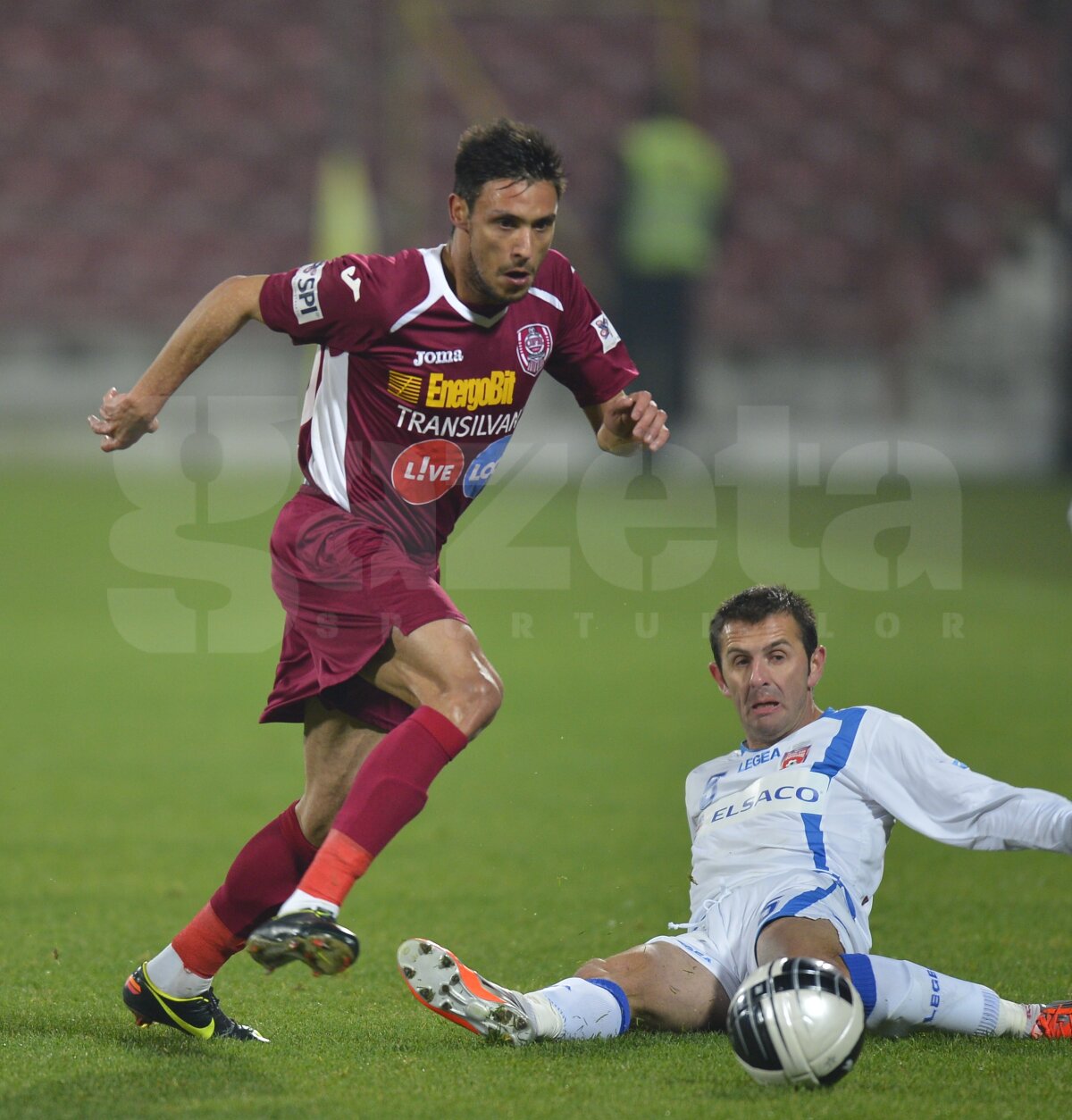 FOTO CFR Cluj - FC Botoşani 2-0 » Campioana României s-a calificat în sferturi