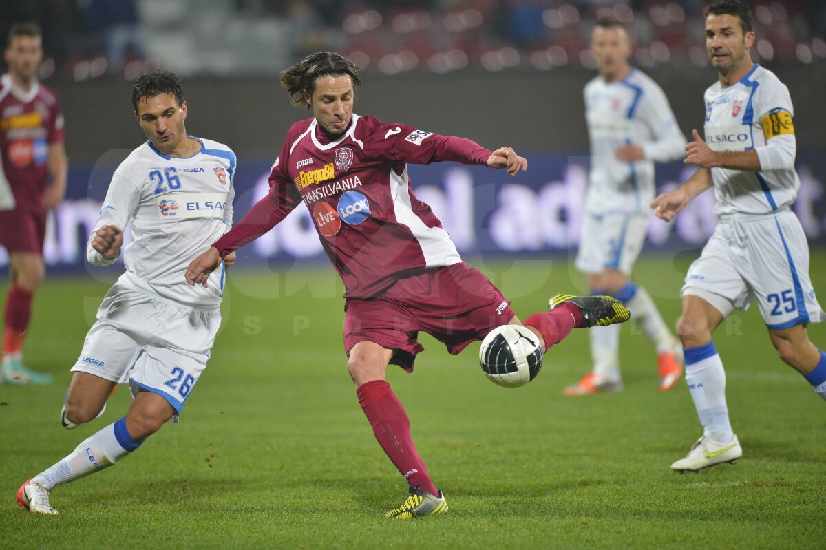 FOTO CFR Cluj - FC Botoşani 2-0 » Campioana României s-a calificat în sferturi