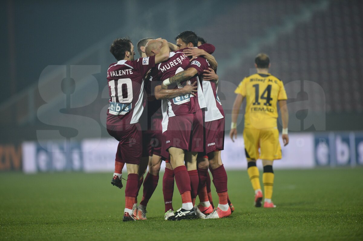 VIDEO&FOTO Paulo Sergio a adus spectacolul la debut » CFR Cluj - FC Braşov 5-0