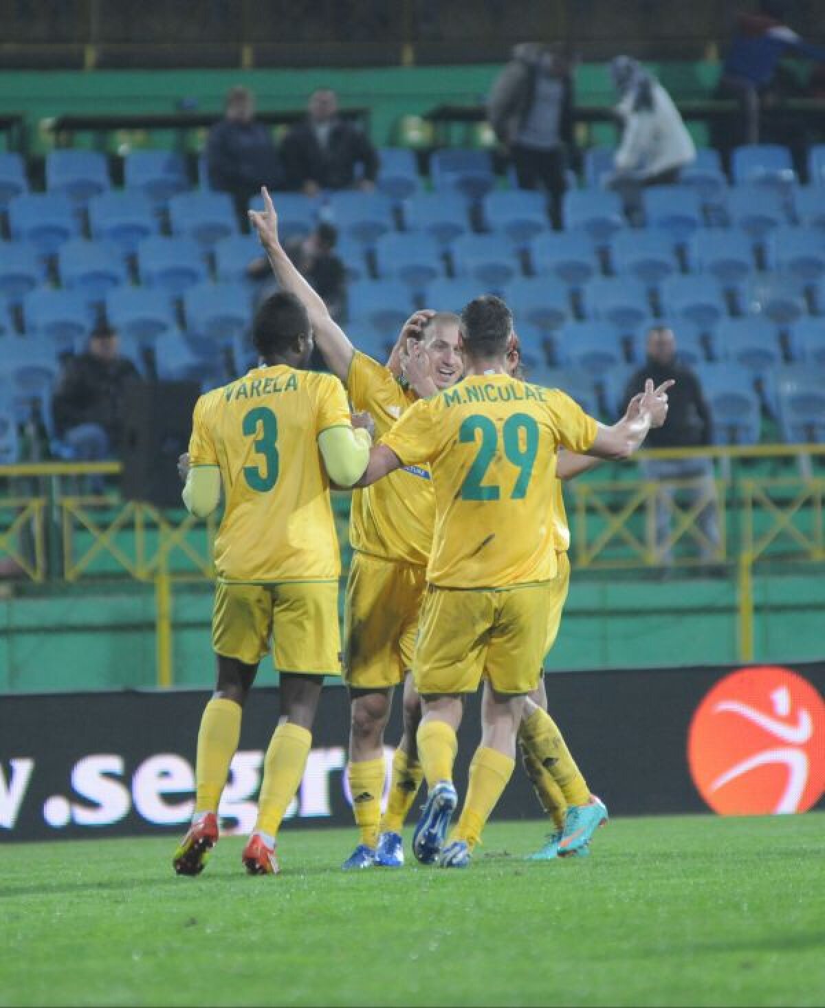 VIDEO+FOTO Ploaie de goluri în Moldova » Vasluiul lui Hizo se impune cu 4-3 în faţa Ceahlăului