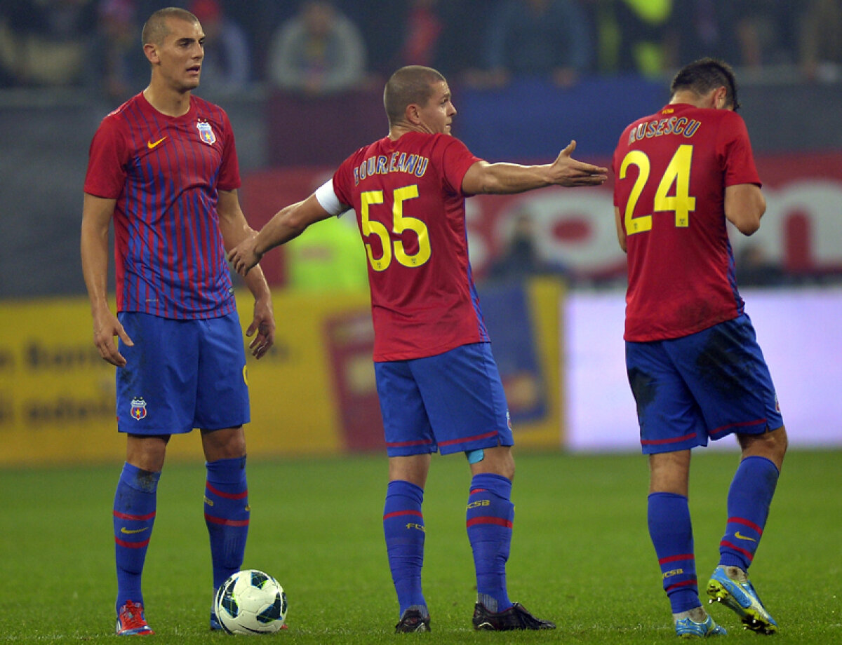 VIDEO Derby de Rusescu » Steaua s-a impus în Derby, 3-1, însă arbitrul i-a dat o mînă de ajutor