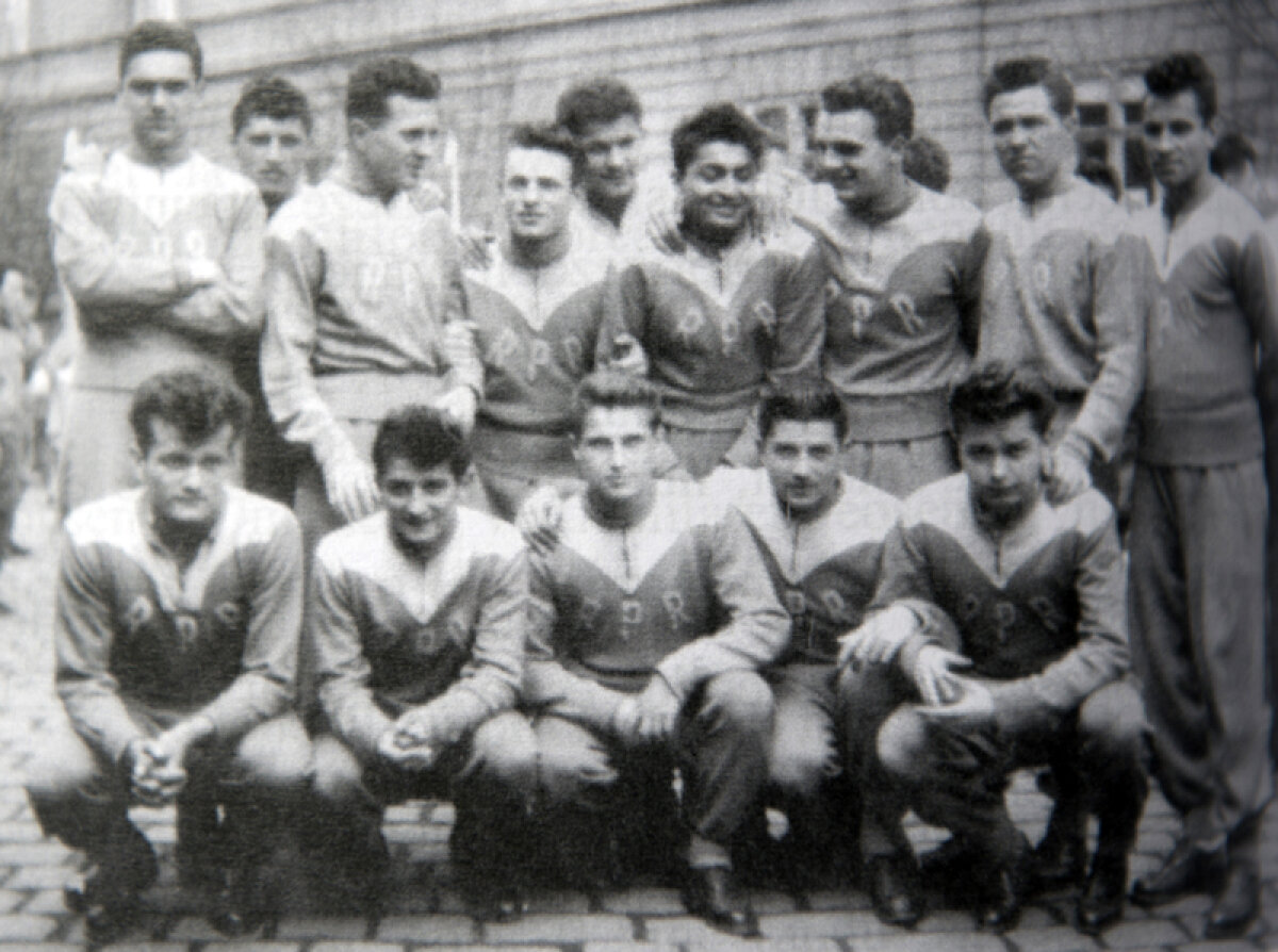 FOTO Stoper diplomat, fotbalist avocat! » Cum a ajuns un fundaş al Stelei şef de cabinet al Ministrului de Externe şi apoi decan al baroului de avocaţi Braşov