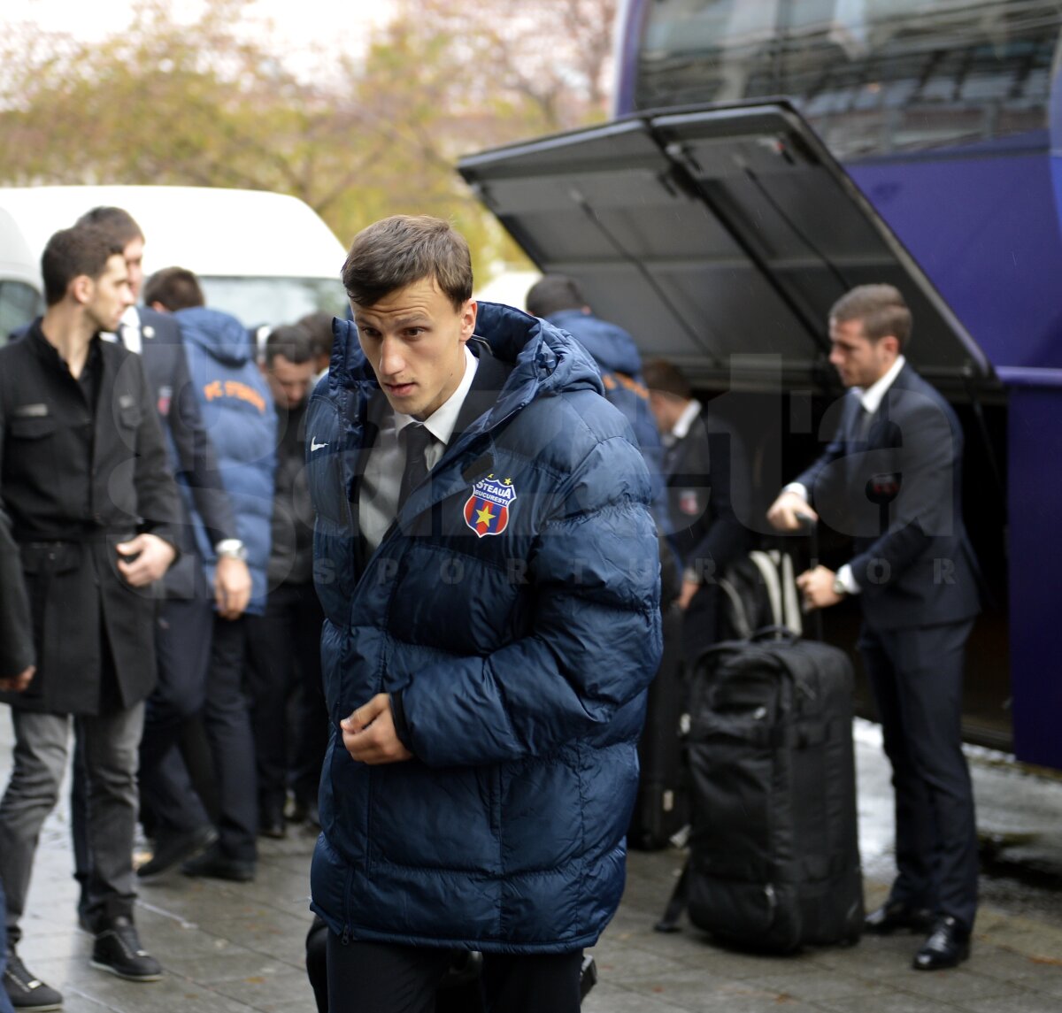 GALERIE FOTO Steliştii au ajuns în Norvegia » Pe ce om al lui Reghe pariază Becali cu Molde