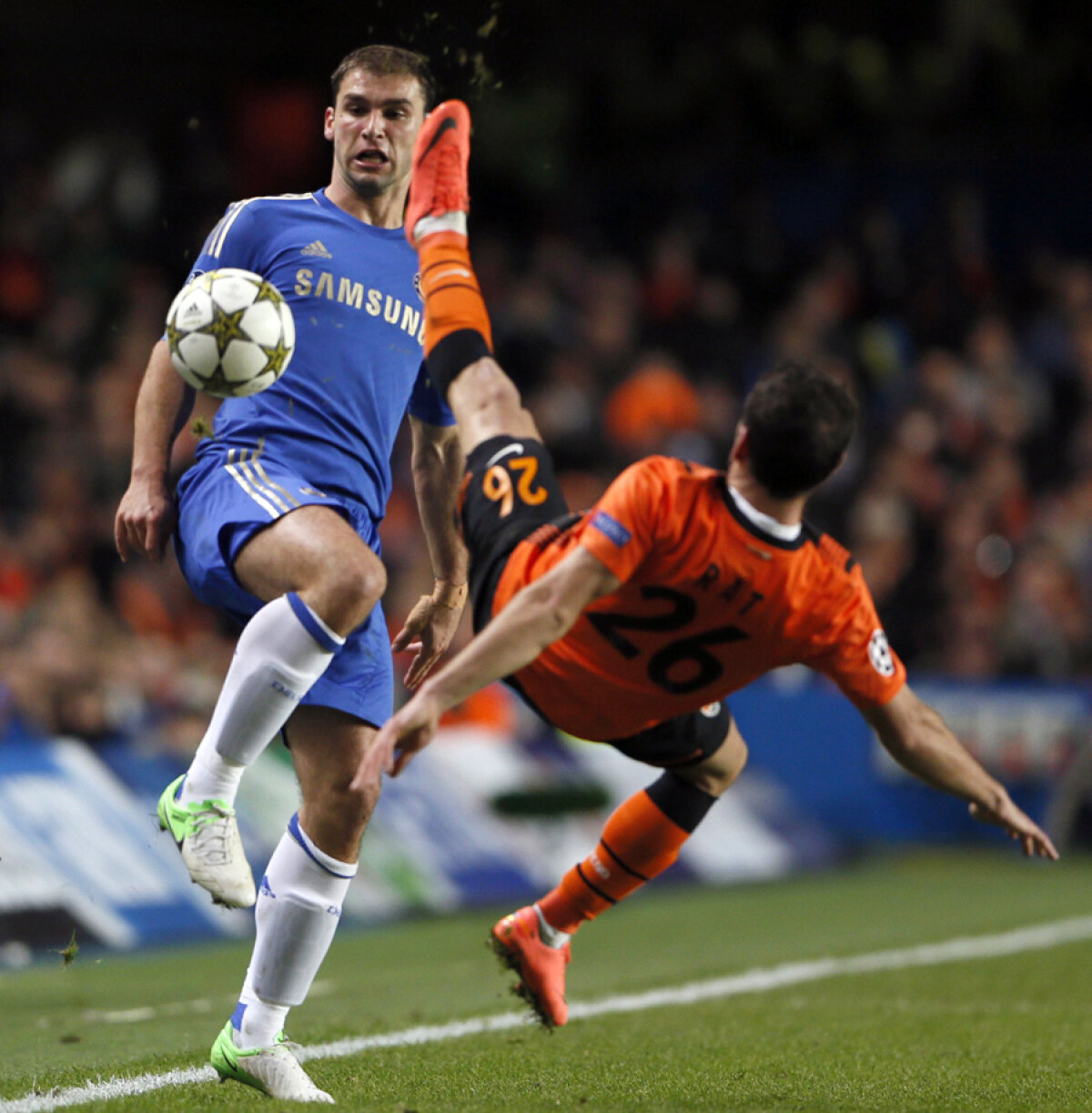 Reportaj emoţionant cu Lucescu trăindu-şi eşecul la Londra!