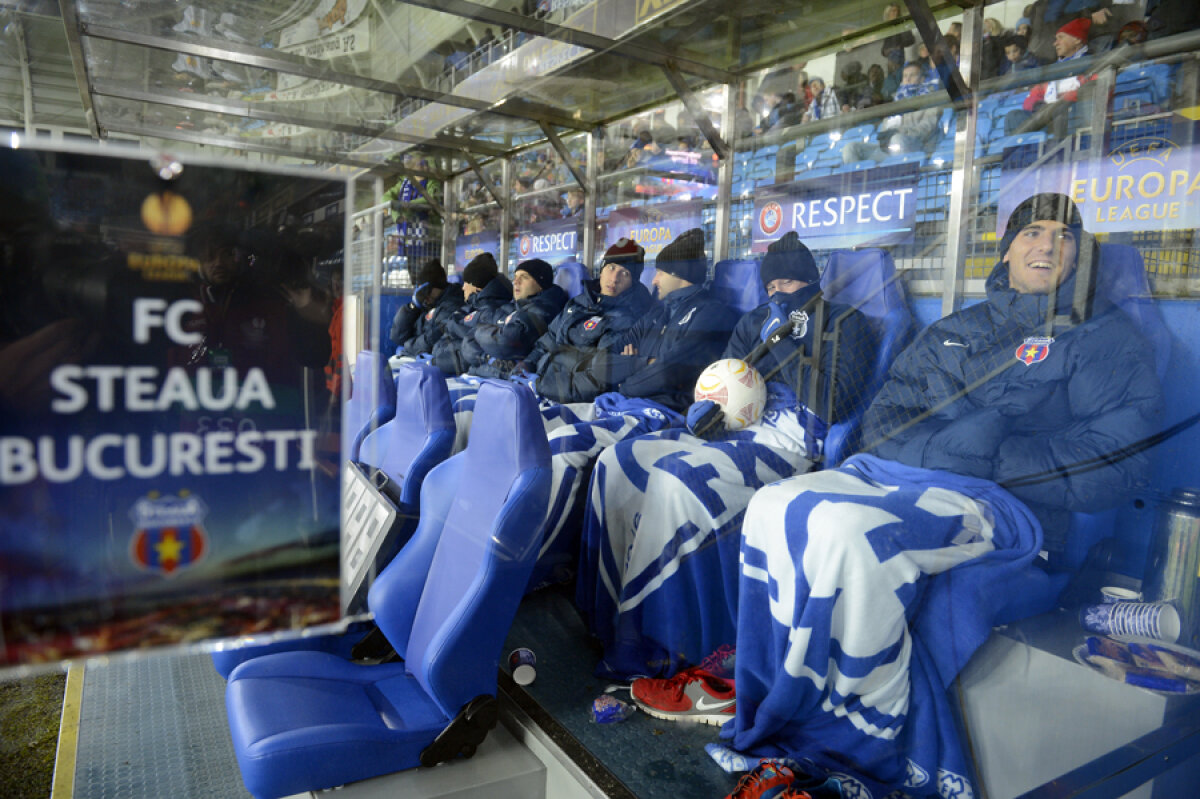 FOTO Ca la Iaşi! » Doar 6.000 de suporteri au susţinut-o pe Molde la meciul cu Steaua