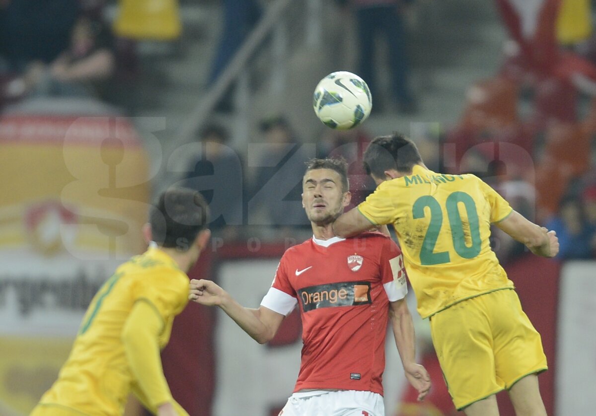 VIDEO&FOTO "Cîini" în cădere liberă » Dinamo a pierdut şi derby-ul cu Vaslui, 0-1