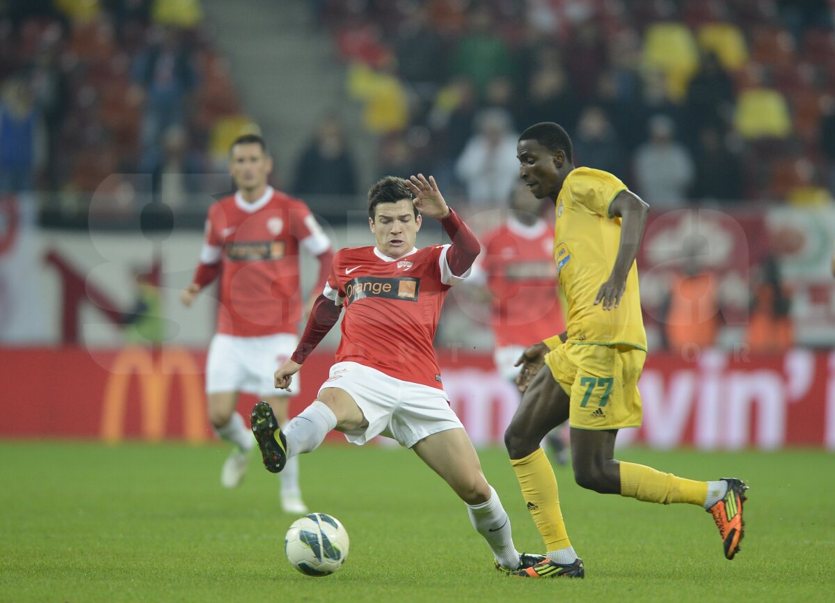 VIDEO&FOTO "Cîini" în cădere liberă » Dinamo a pierdut şi derby-ul cu Vaslui, 0-1