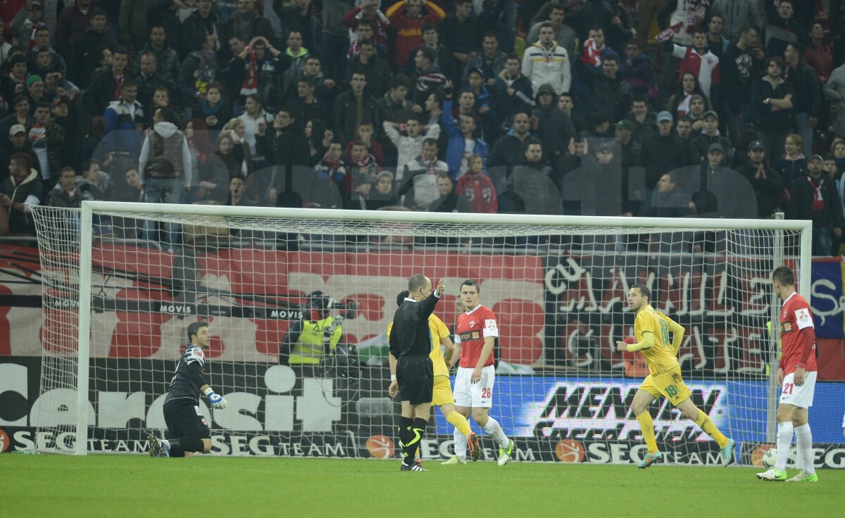 VIDEO&FOTO "Cîini" în cădere liberă » Dinamo a pierdut şi derby-ul cu Vaslui, 0-1