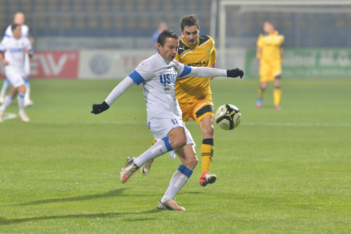 VIDEO Echipa lui Grigoraş revine pe locul 2 » FC Braşov - Pandurii 0-1