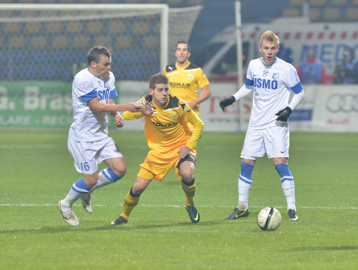 VIDEO Echipa lui Grigoraş revine pe locul 2 » FC Braşov - Pandurii 0-1