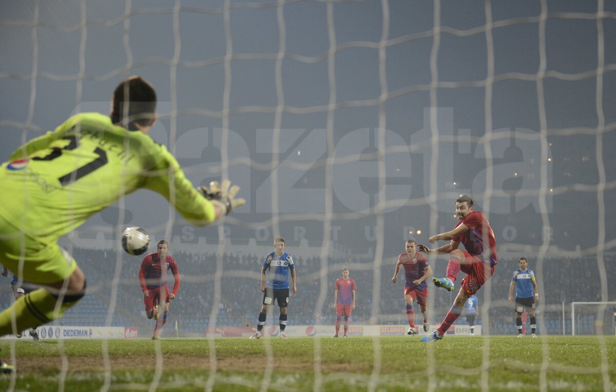 FOTO&VIDEO Echipa lui Reghe i-a pus la colţ pe puştii lui Hagi » Viitorul - Steaua 0-4