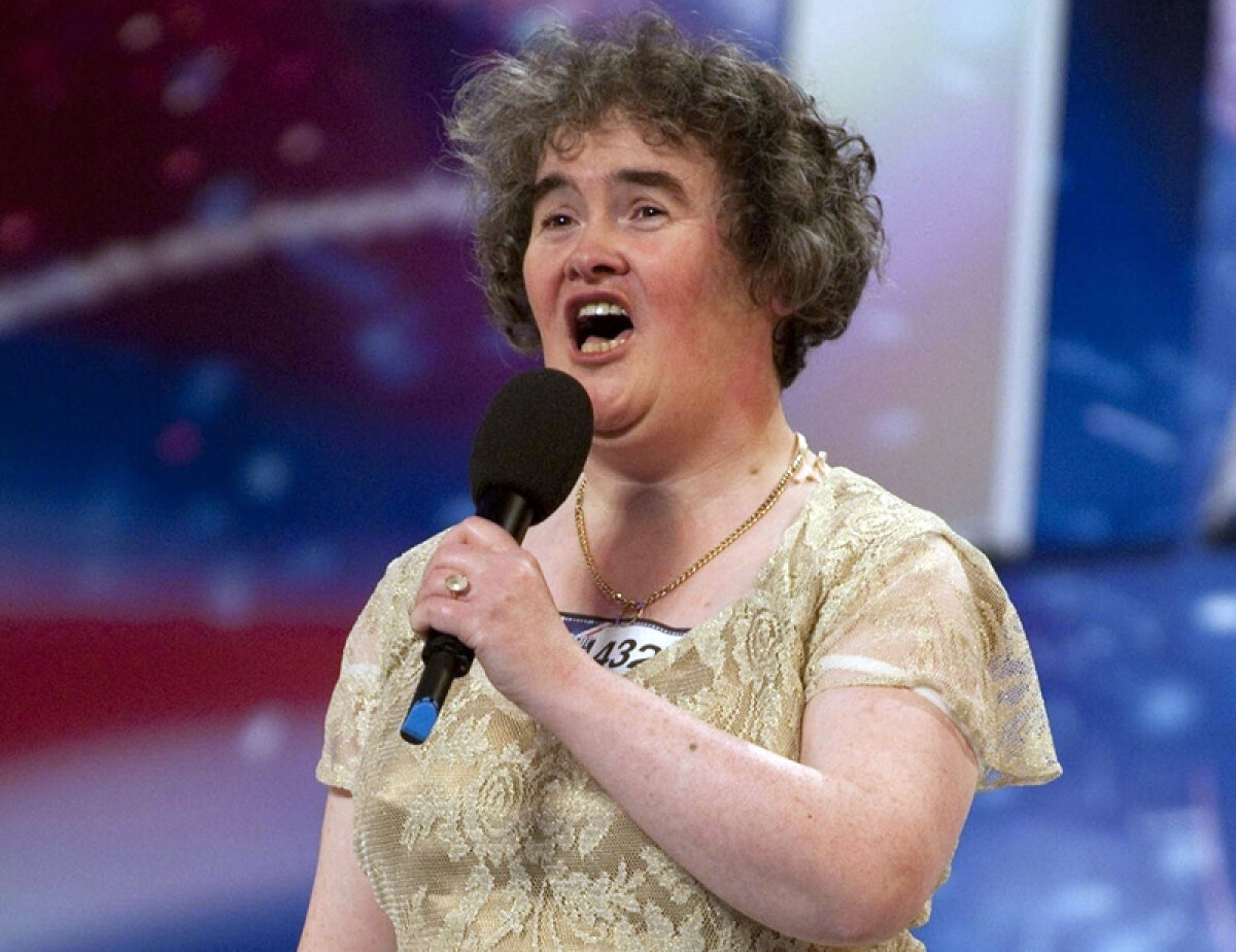 VIDEO Cîntăreaţa urîtă şi chitara fermecată » Cum a reuşit Reghe să-şi uluiască şi să-şi motiveze jucătorii deopotrivă :)