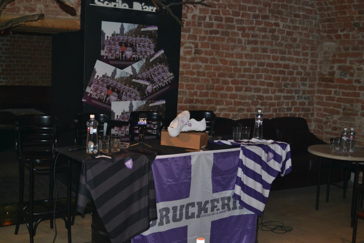 GALERIE FOTO ASU Poli va deveni prima echipă care joacă în nocturnă în Liga a 5-a! » Ce altă surpriză le-au mai pregătit fanilor