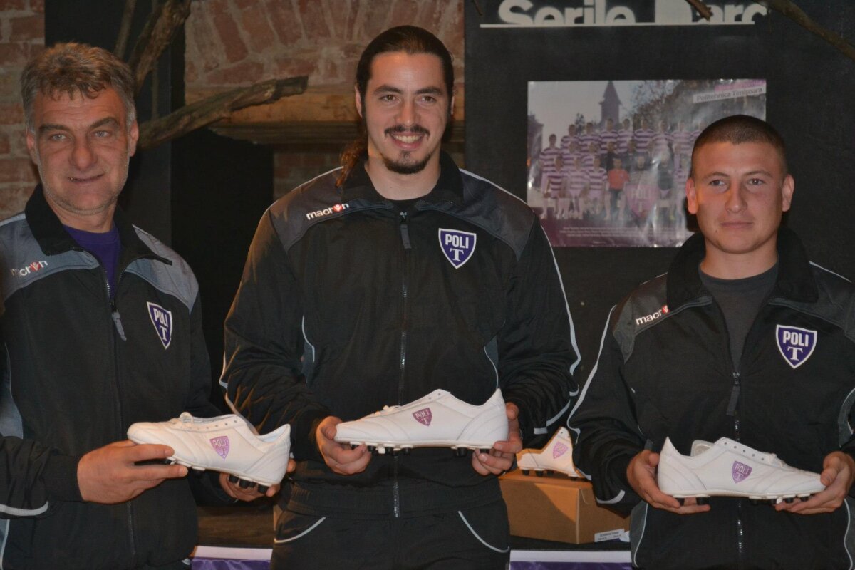 GALERIE FOTO ASU Poli va deveni prima echipă care joacă în nocturnă în Liga a 5-a! » Ce altă surpriză le-au mai pregătit fanilor