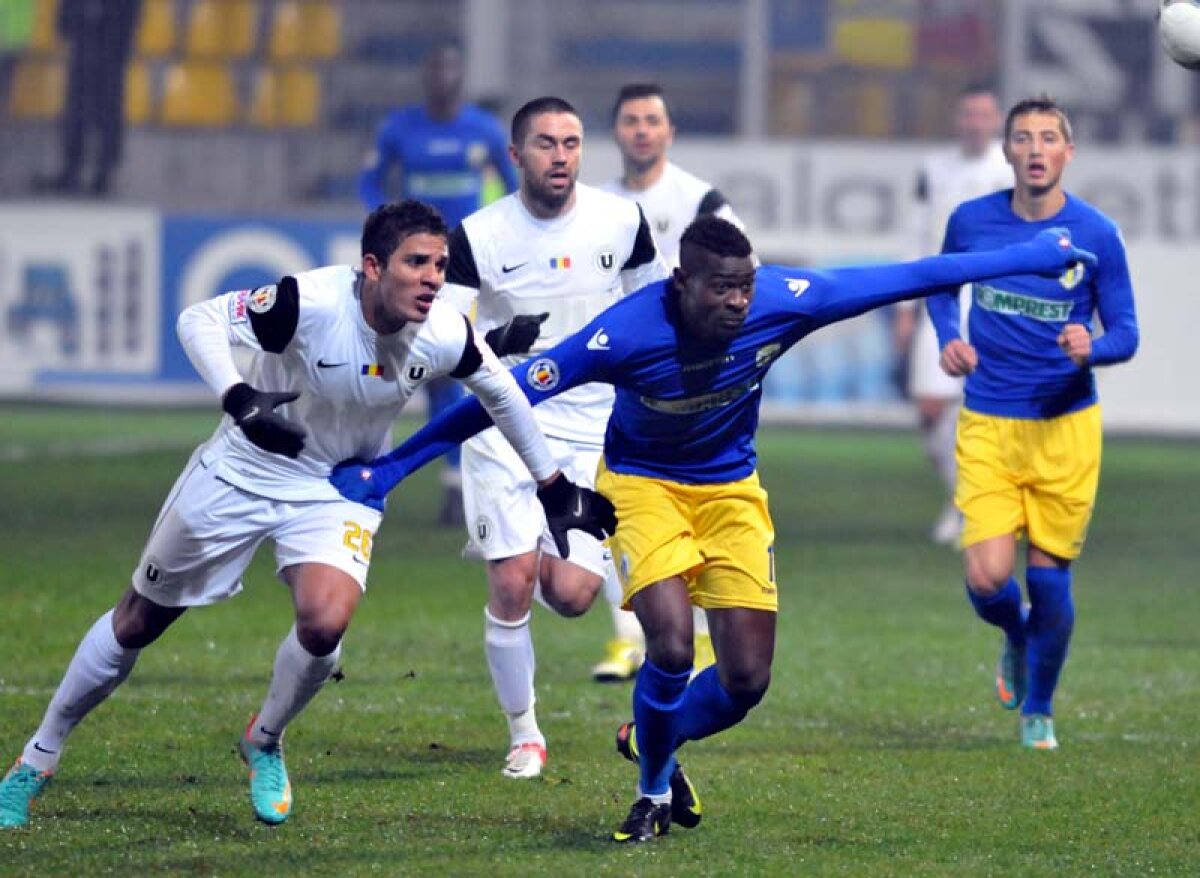 VIDEO Prejudiciu Grozav » Cu 10 ex-clujeni în echipă, Petrolul a învins-o pe U Cluj, scor 2-0