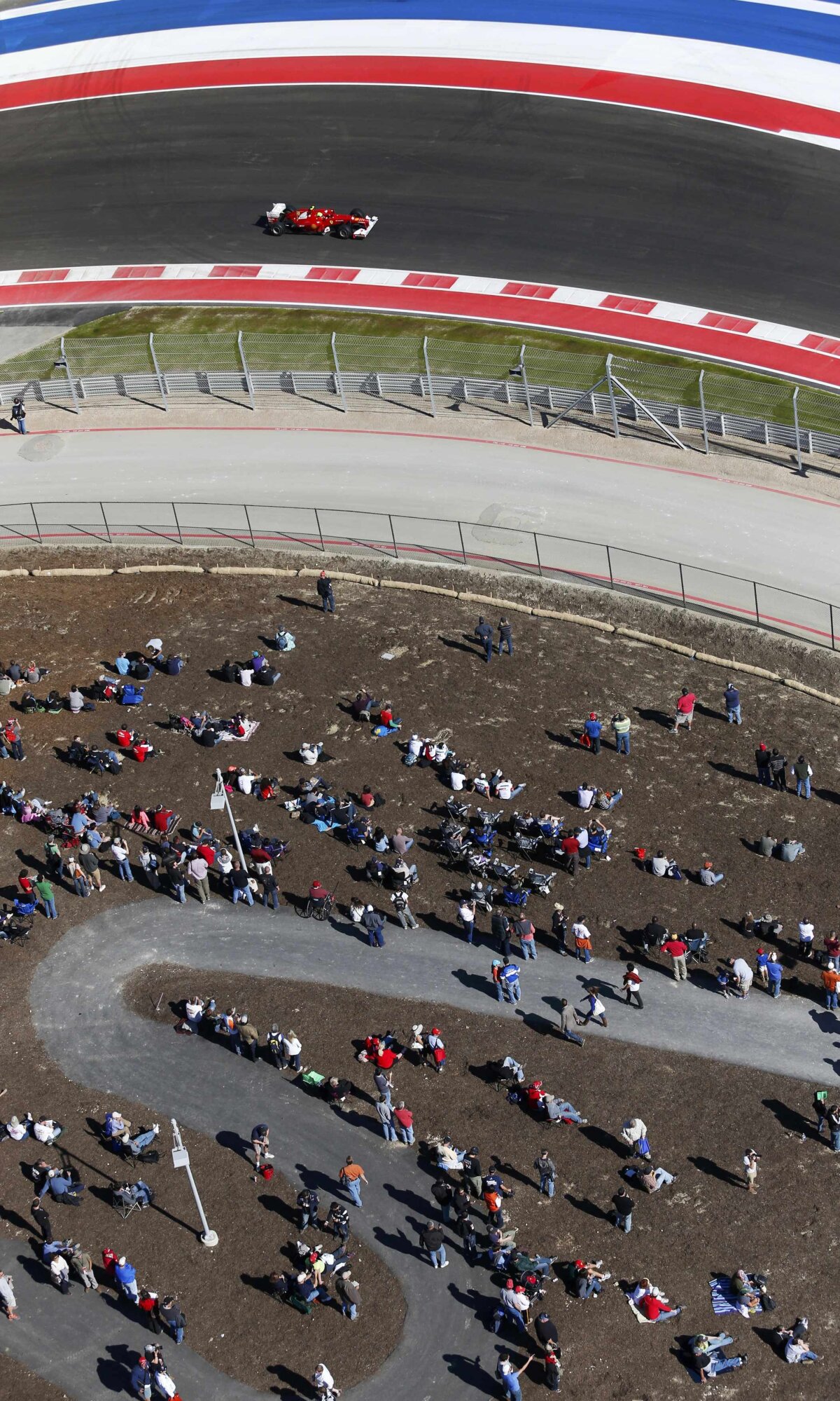 GALERIE FOTO Cele mai interesante imagini de pe circuitul din Texas » Vettel a fost primul în antrenamente