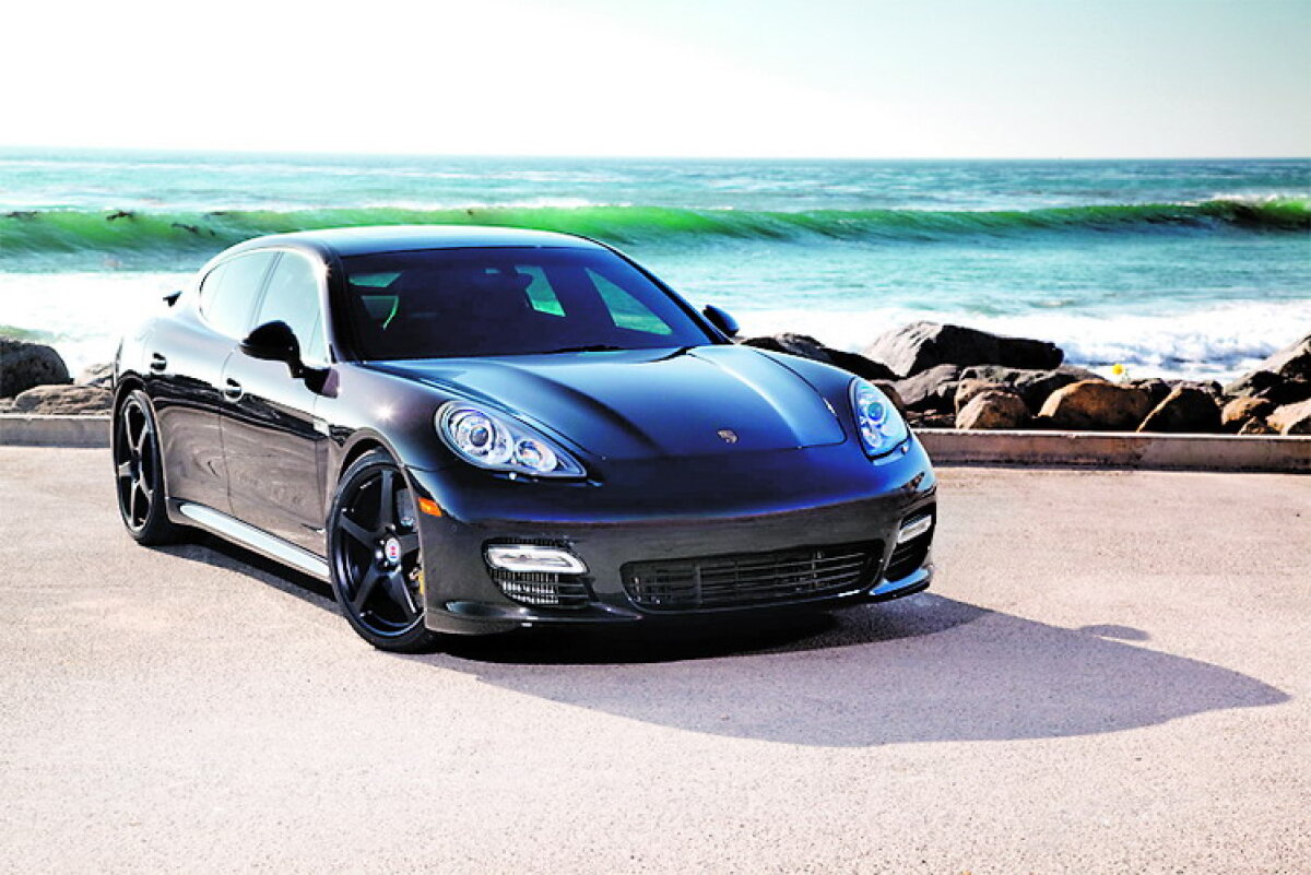 FOTO Golgeterul 4x4 » La 27 de ani, Cristiano Ronaldo are în garaj maşini de 4,6 milioane de euro