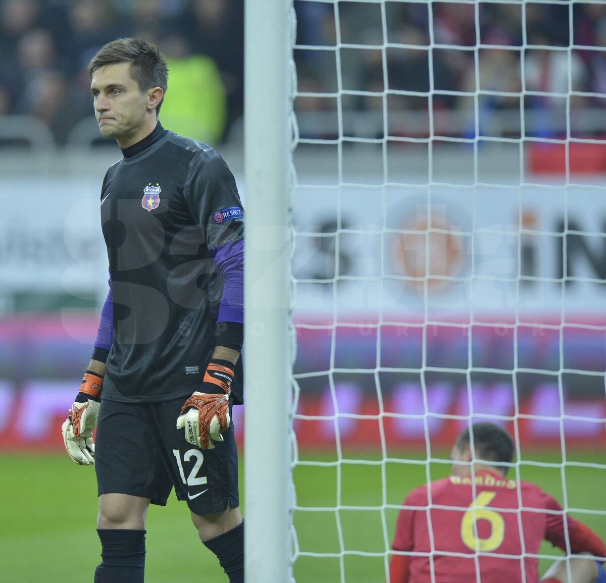 FOTO + VIDEO Steliştii tremură pentru calificarea în primăvară » Steaua - Stuttgart 1-5