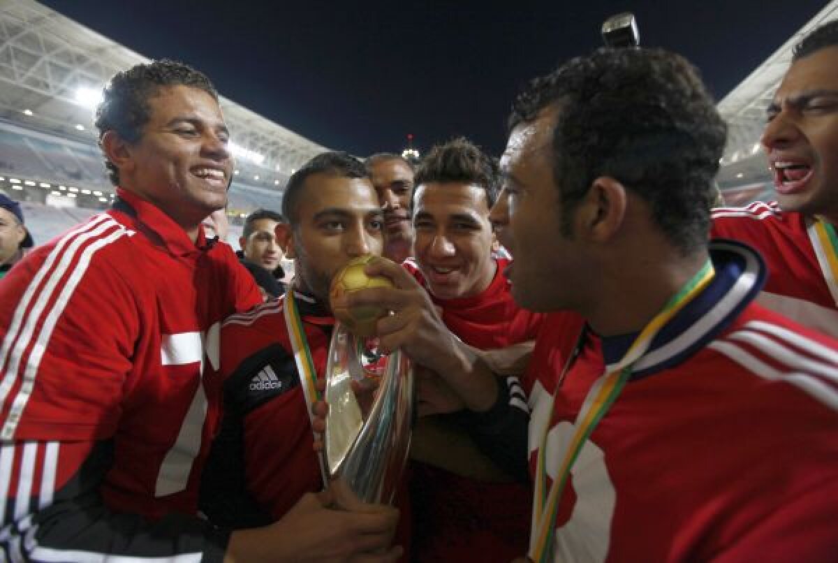 Haiducii dintre Piramide » La 9 luni după masacrul de la Port Said, Al Ahly a ajuns regina Africii, luptînd contra noului guvern