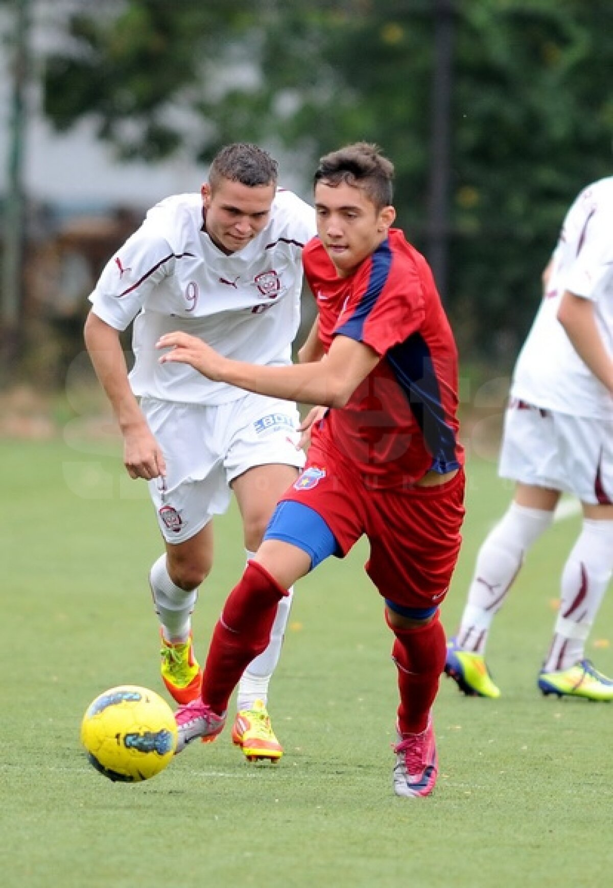 Povestea unui jucător stelist care a luat viaţa în propriile mîini » Noul Lăcătuş din Ghencea!