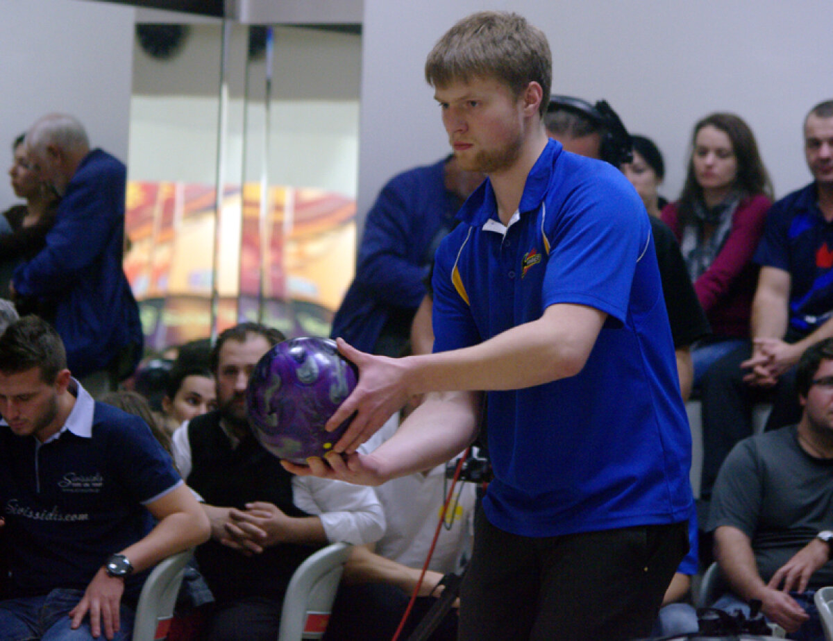 Galerie FOTO Finală neaşteptată la Turneul Internaţional de Bowling de la Bucureşti » Giannis Stathos e noul campion