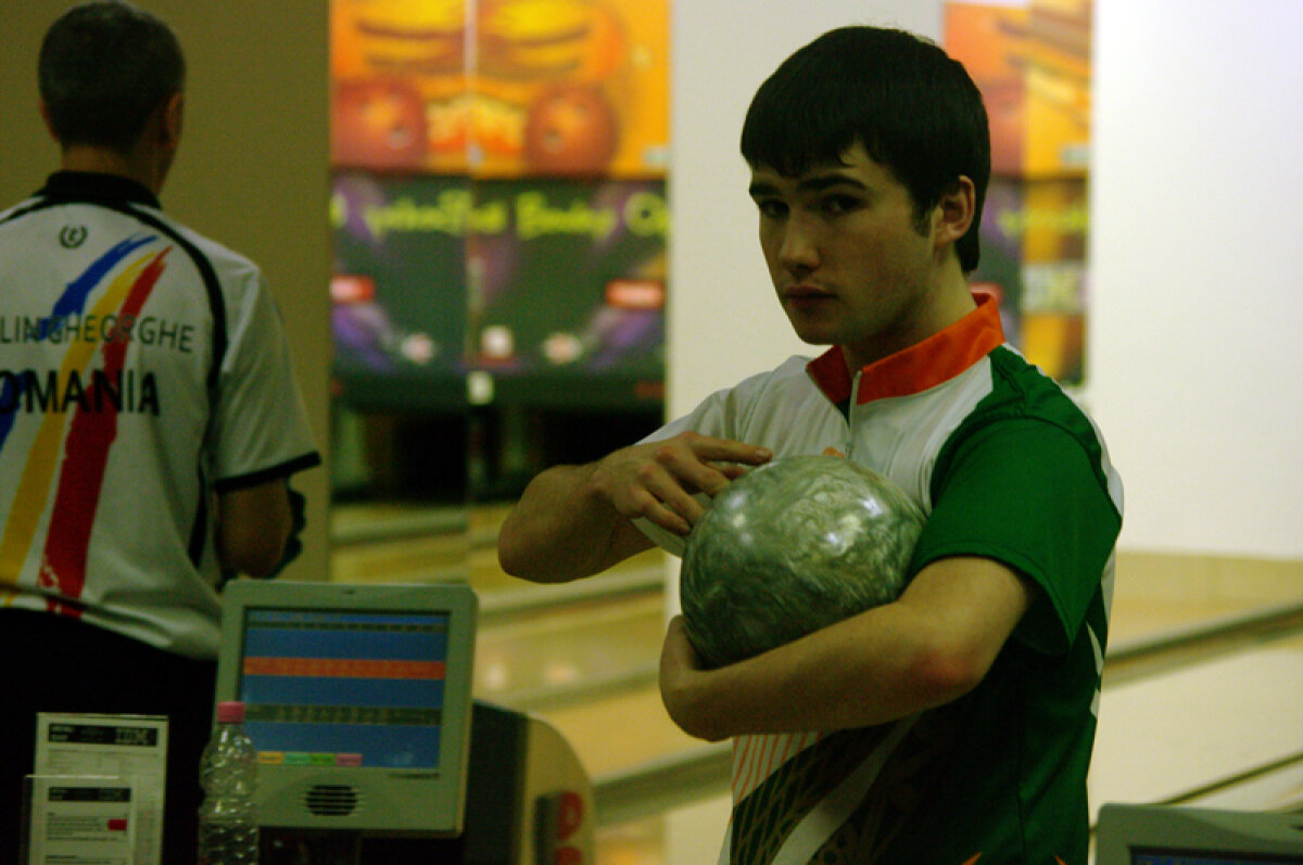 Galerie FOTO Finală neaşteptată la Turneul Internaţional de Bowling de la Bucureşti » Giannis Stathos e noul campion