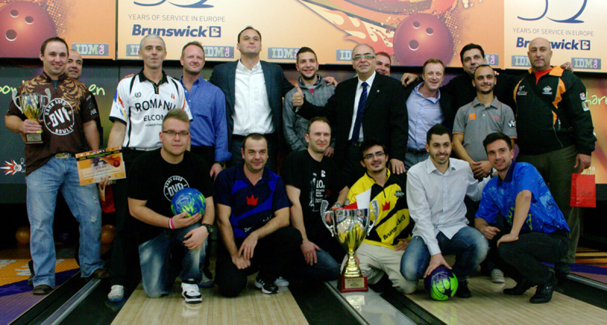 Galerie FOTO Finală neaşteptată la Turneul Internaţional de Bowling de la Bucureşti » Giannis Stathos e noul campion