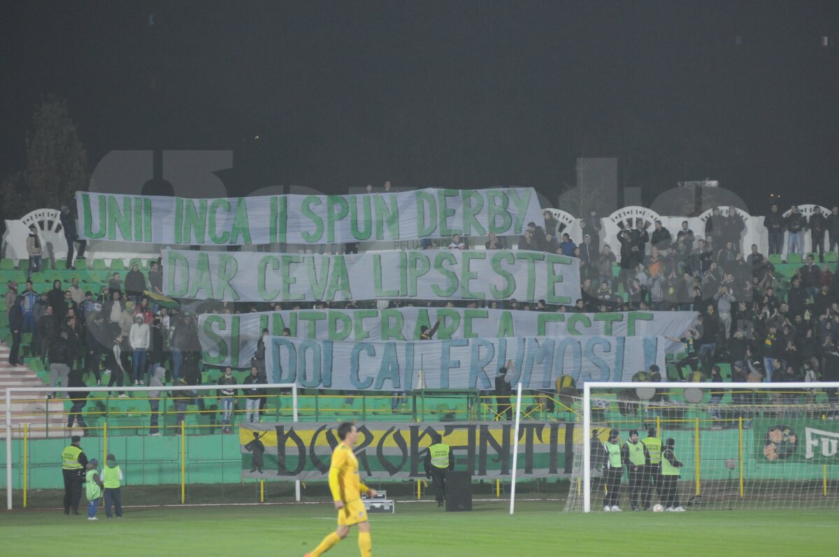 FOTO&VIDEO Echipa lui Hizo a învins în derby-ul Moldovei şi a urcat pe 4 » Vaslui - CSMS Iaşi 3-0