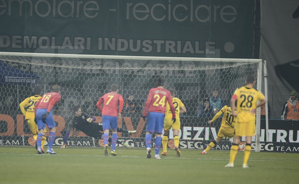 FOTO şi VIDEO FC Braşov - Steaua 3-1 » "Roş-albaştrii", la al doilea eşec din acest sezon