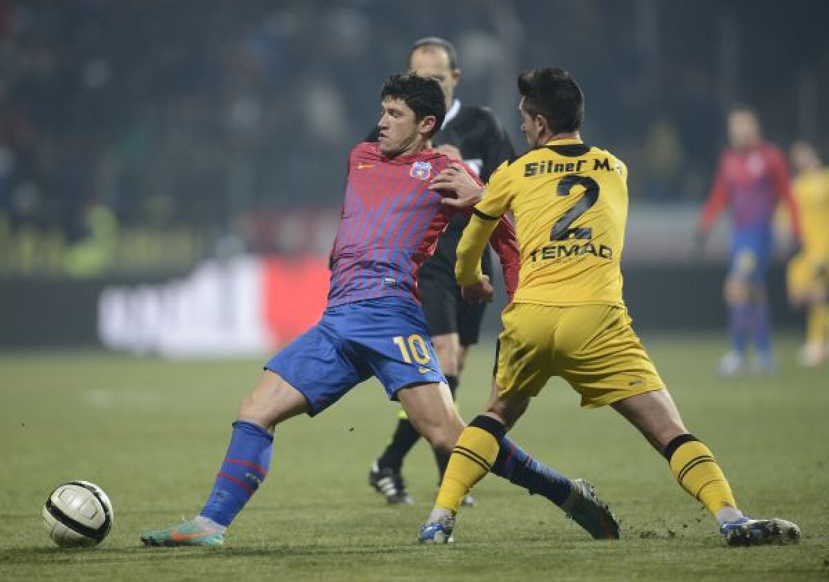 VIDEO + FOTO Stea căzătoare » Trupa lui Reghecampf pierde la Braşov după 3 luni de invincibilitate