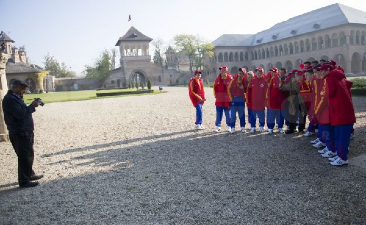 Pe urmele lui Brîncoveanu » Răducioiu aduce la ”naţionala” U15 reţeta importată de la Mircea Lucescu: relaxare la muzee, nu la mall
