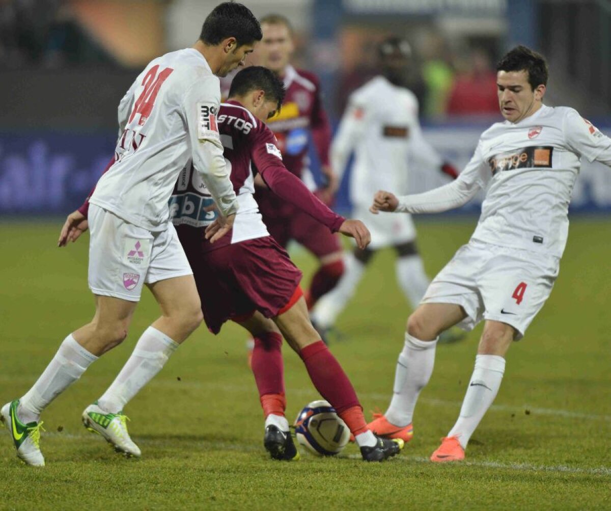 FOTO Campioana merge în semifinale! "Cîinii" au ratat principalul obiectiv » CFR Cluj - Dinamo 2-1