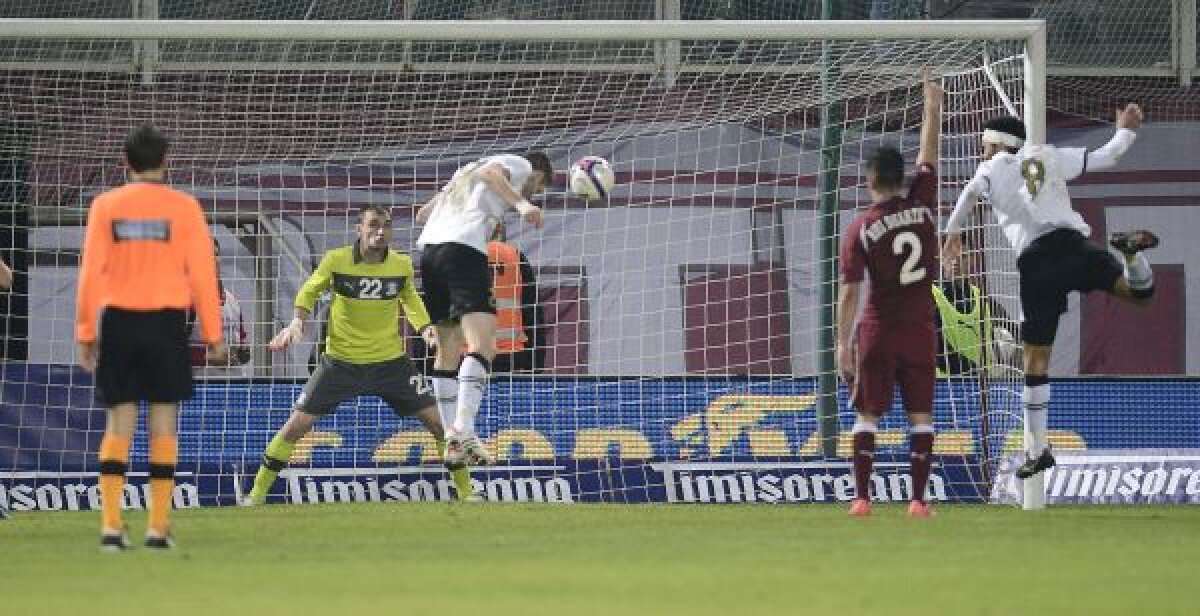 Nebuni de legat » Rapidiştii au părăsit Cupa în prelungiri, după ce au fost conduşi cu 2-0 de Astra şi au egalat