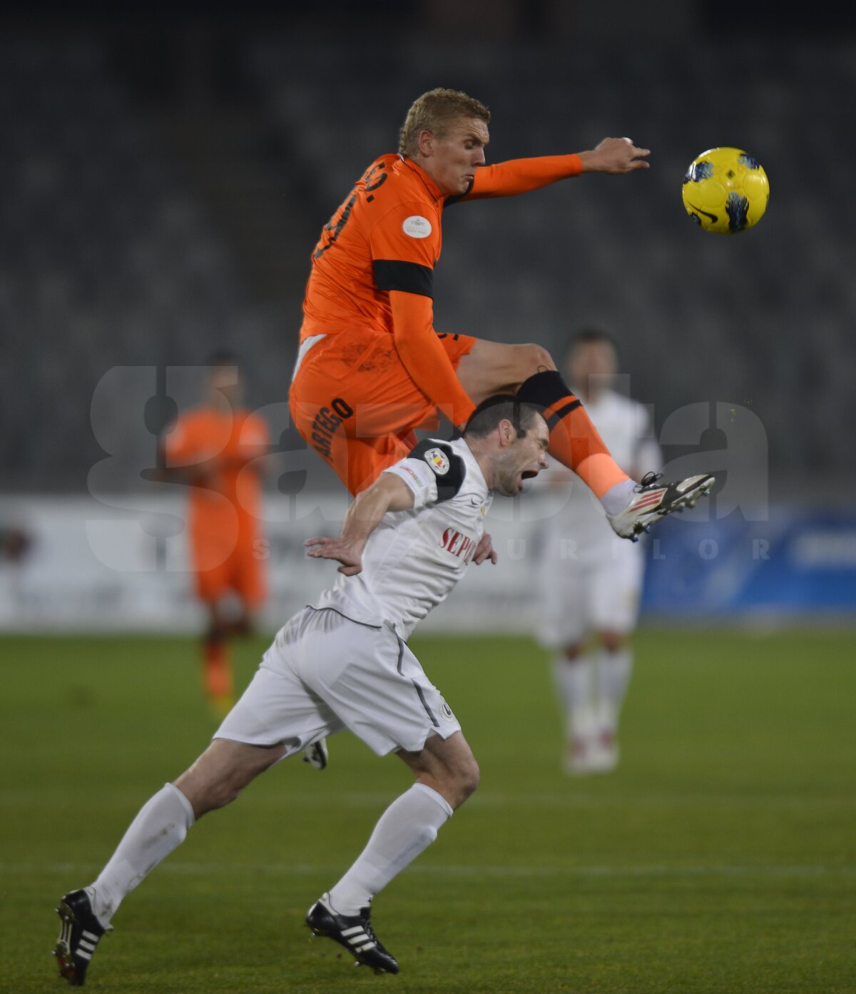 FOTO şi VIDEO U Cluj - Pandurii 1-1 » Gorjenii salvează un punct pe final de meci