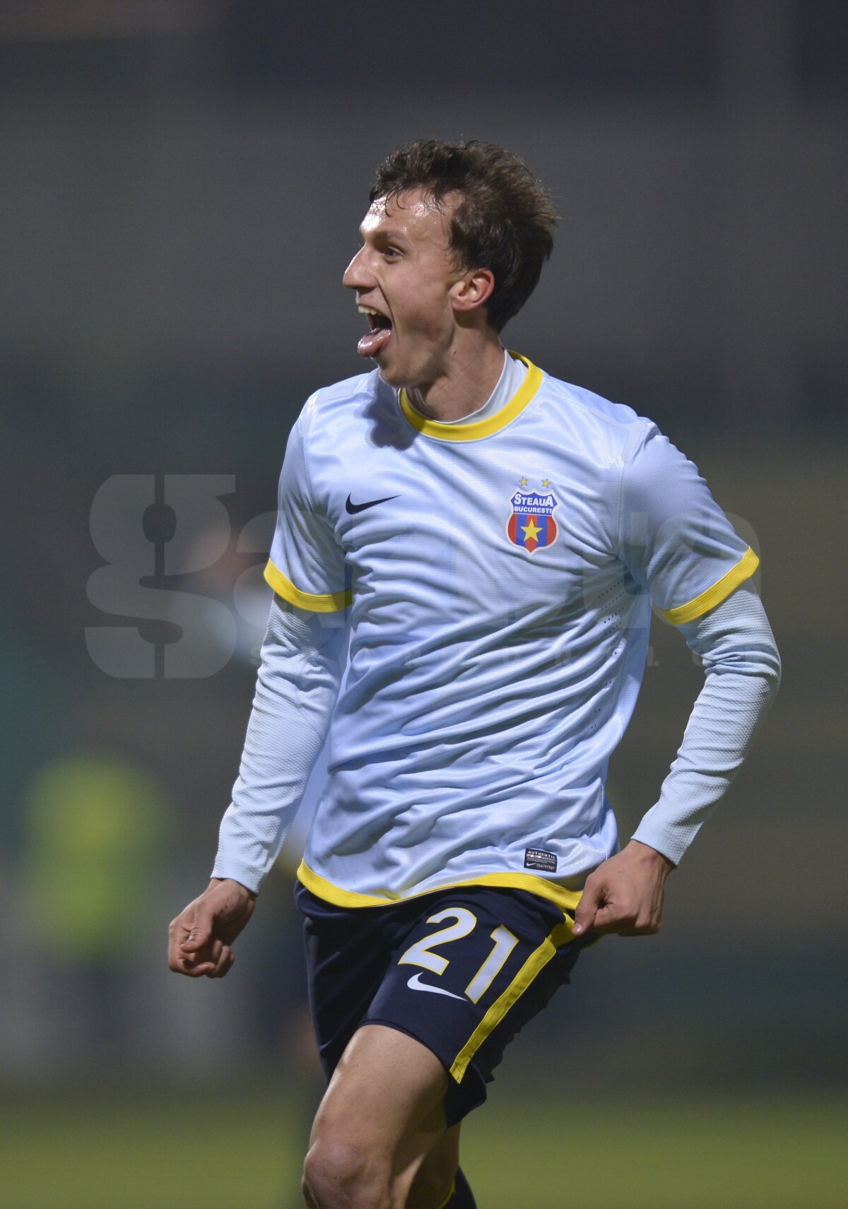 VIDEO Steaua cîştigă la scor de tenis şi se gîndeşte la Copenhaga » Chiajna - Steaua 0-6