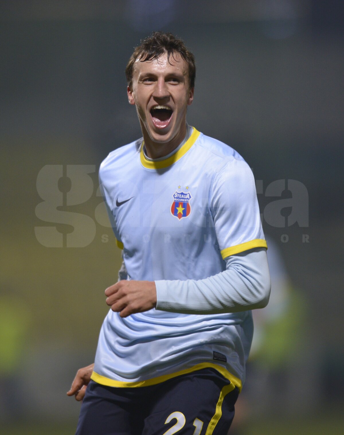 VIDEO Steaua cîştigă la scor de tenis şi se gîndeşte la Copenhaga » Chiajna - Steaua 0-6