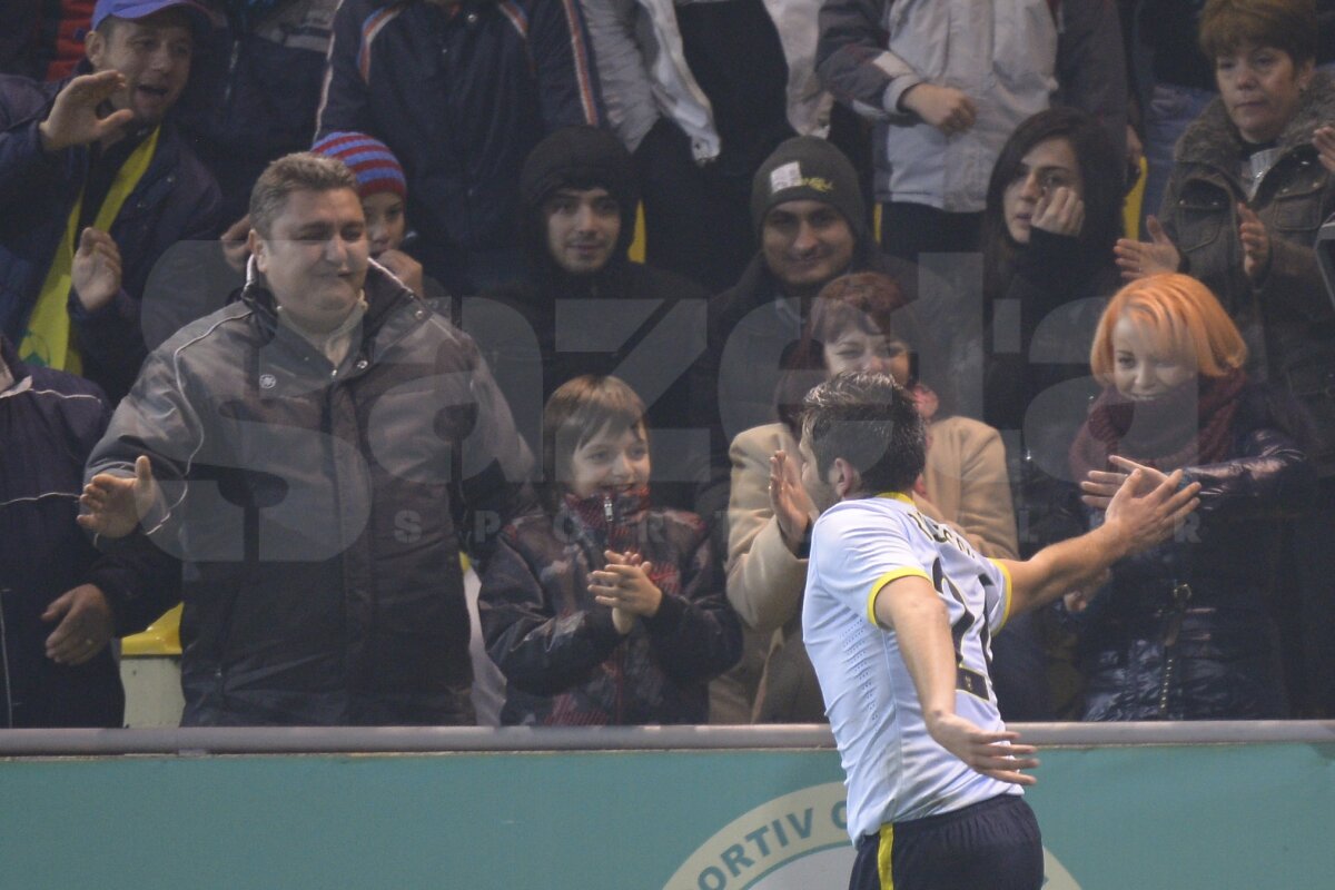 VIDEO Steaua cîştigă la scor de tenis şi se gîndeşte la Copenhaga » Chiajna - Steaua 0-6