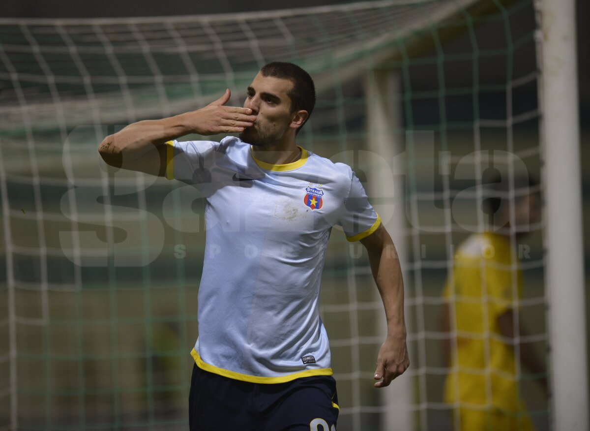 VIDEO Steaua cîştigă la scor de tenis şi se gîndeşte la Copenhaga » Chiajna - Steaua 0-6