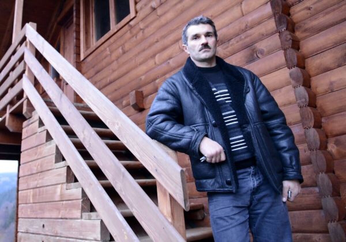 Ciobanii care urăsc fotbalul » Unicul sport care contează în singura stînă europeană din România e boxul!