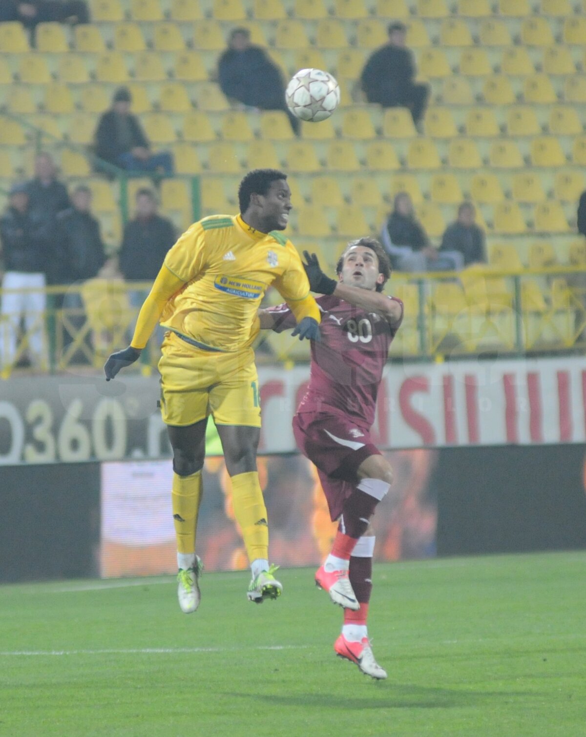 FOTO + VIDEO Vaslui cîştigă cu Rapid şi se apropie la 10 puncte de Steaua